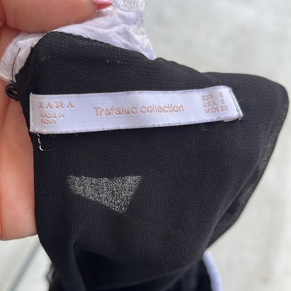 Zara Black Embroidered Short Sleeve Blouse Size Small - Picture 3 of 8